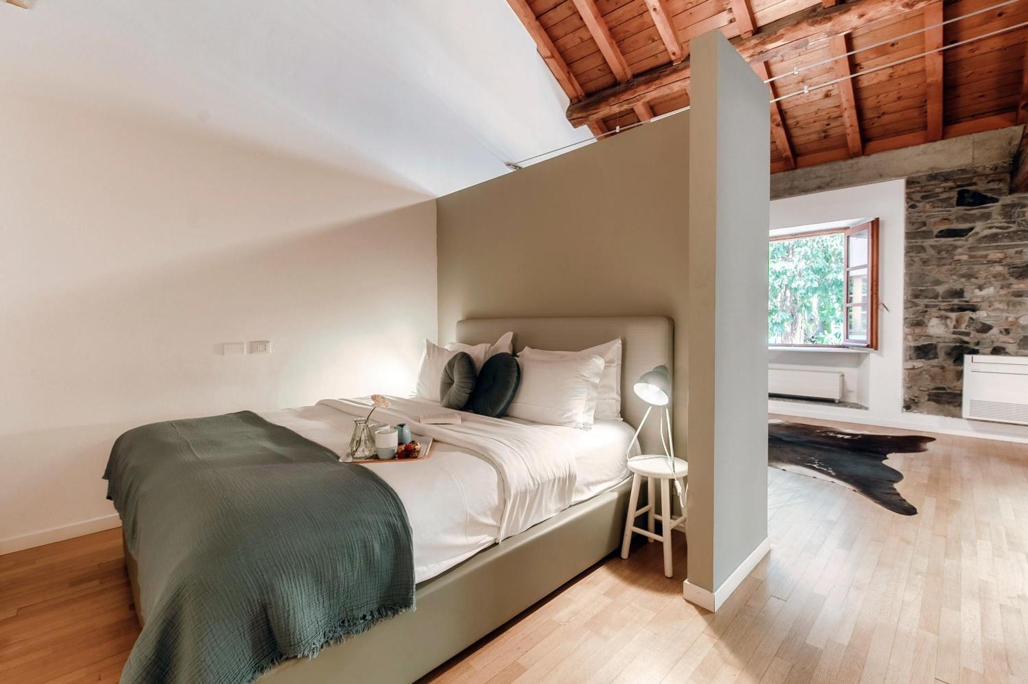 Corte Delle Rondini - Bymyhomeincomo Exterior photo