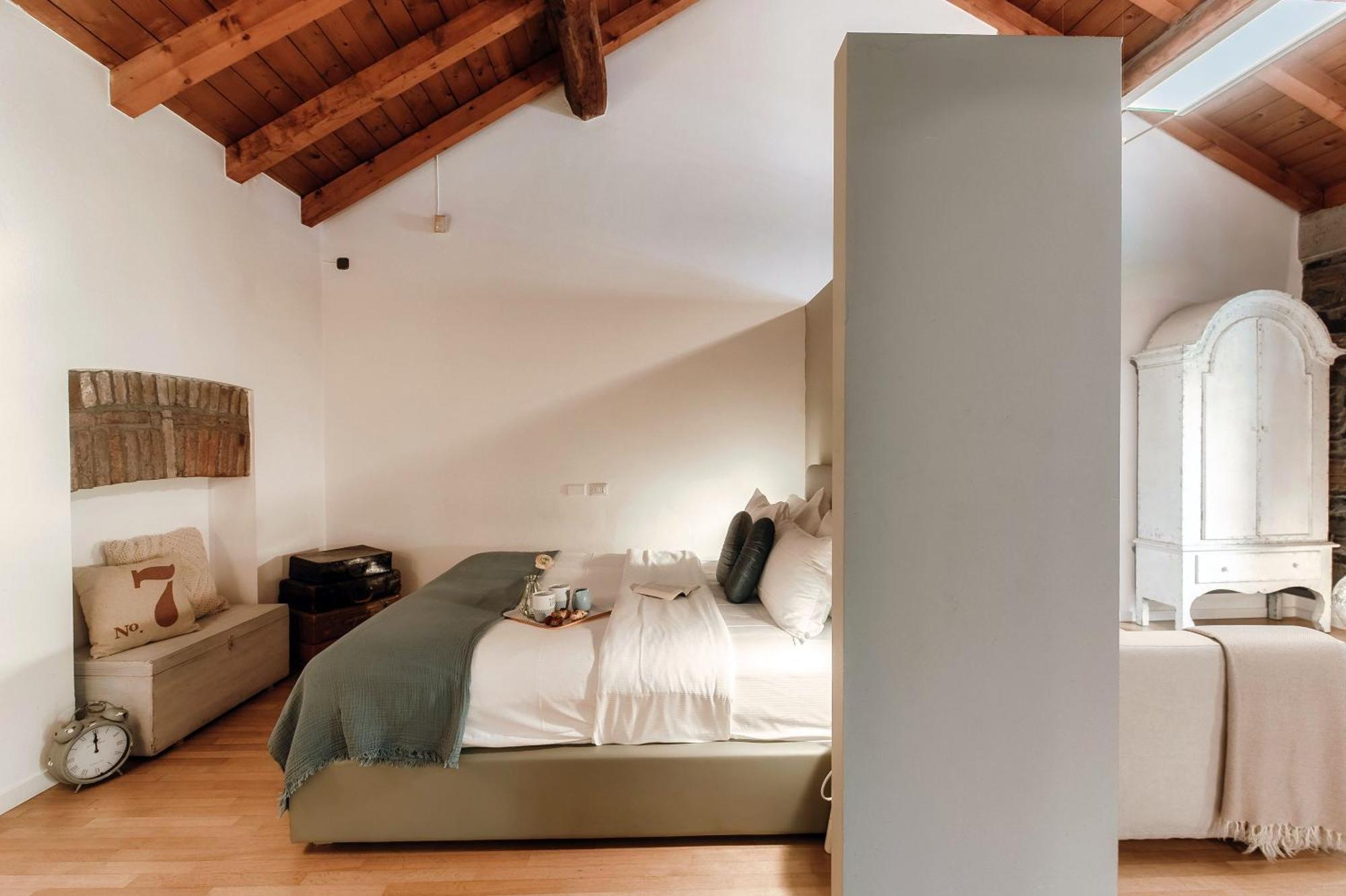 Corte Delle Rondini - Bymyhomeincomo Exterior photo