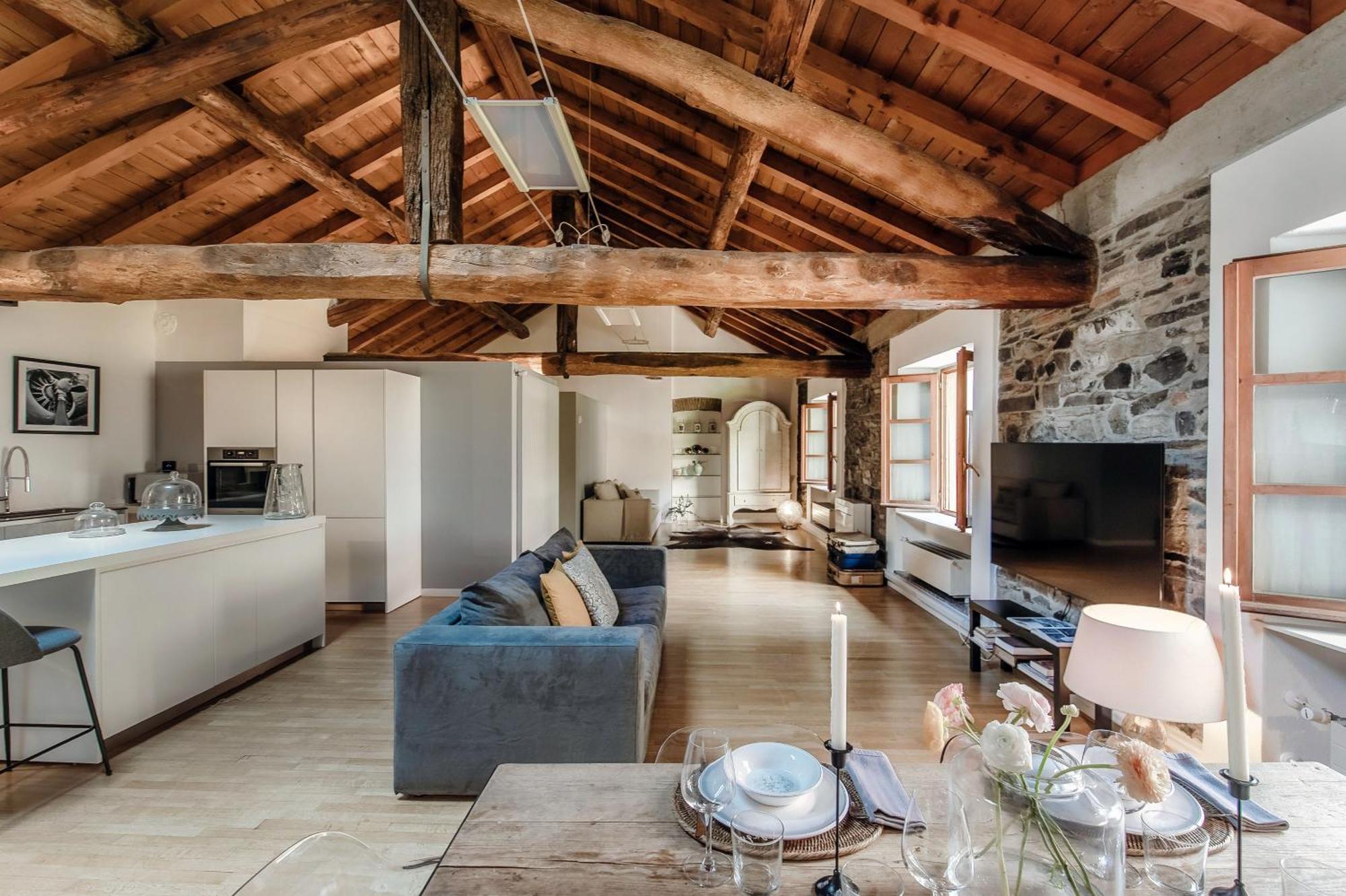 Corte Delle Rondini - Bymyhomeincomo Exterior photo
