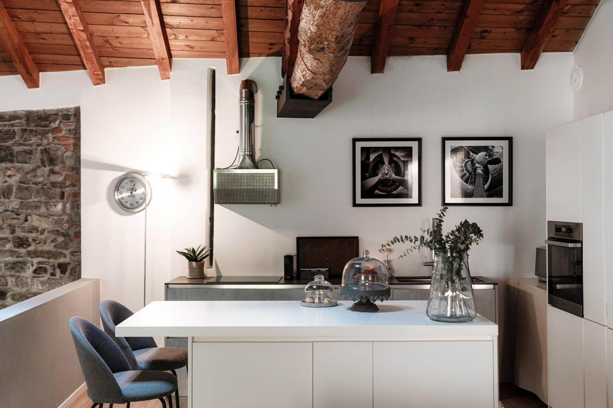 Corte Delle Rondini - Bymyhomeincomo Exterior photo