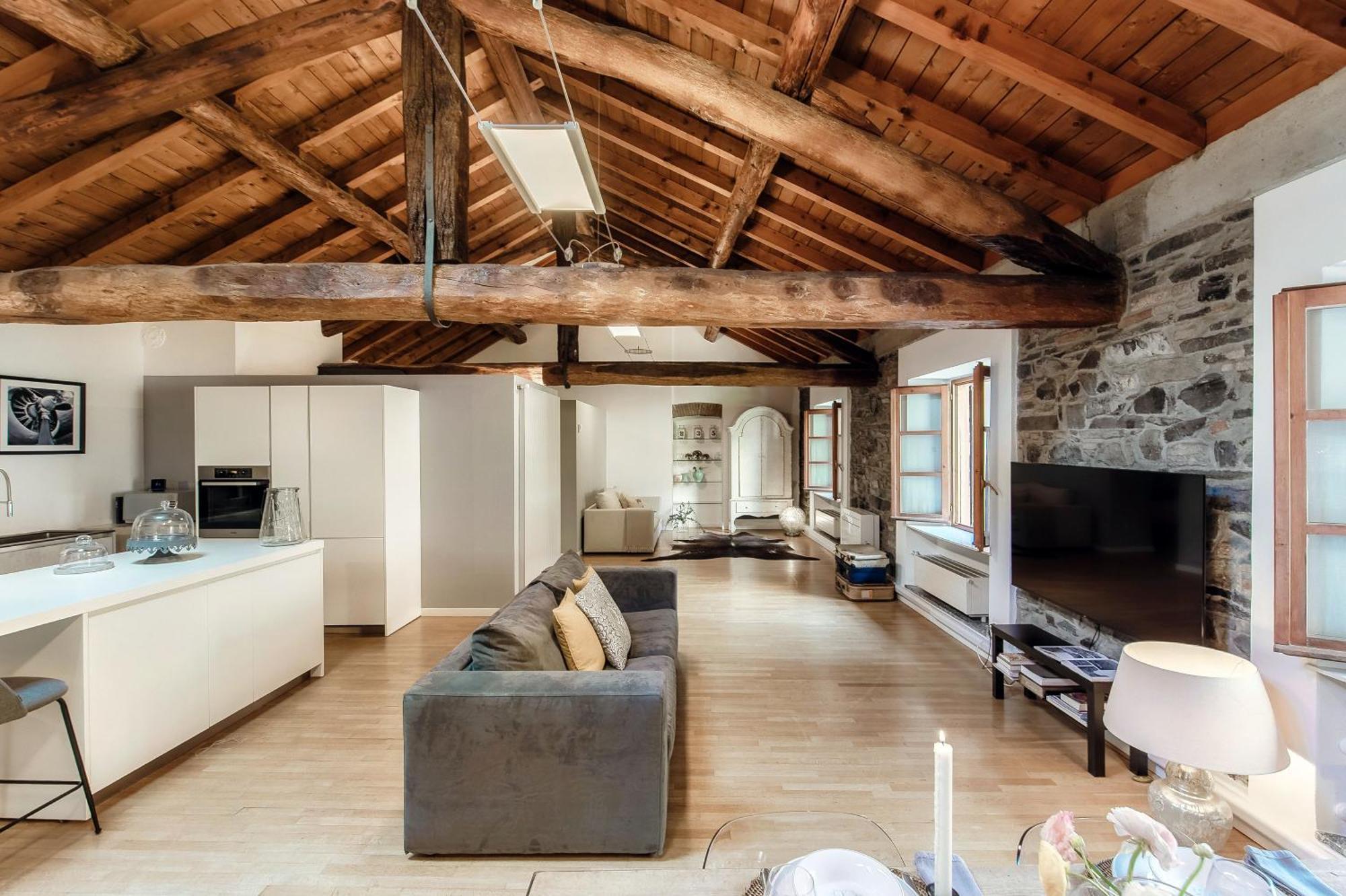 Corte Delle Rondini - Bymyhomeincomo Exterior photo