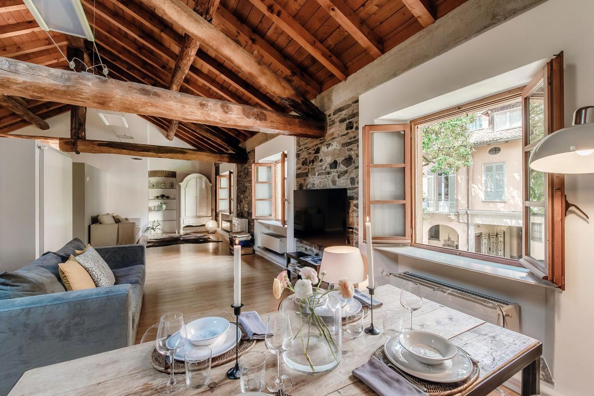 Corte Delle Rondini - Bymyhomeincomo Exterior photo